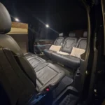 просторий салон Mercedes Vito вночі таксі Київ Житомир