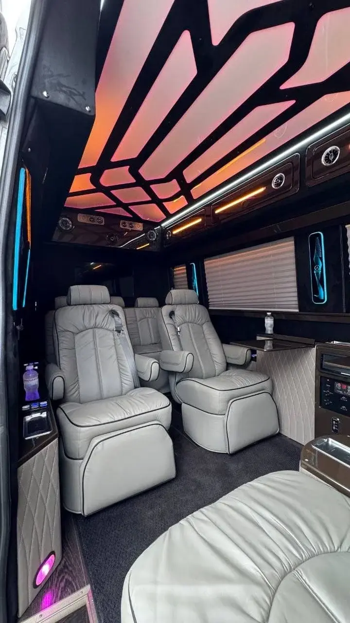 Персоналізований VIP салон Mercedes Benz Sprinter