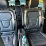 Пасажирський салон Mercedes Benz V Class зі шкіряними сидіннями