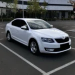 Седан Skoda Octavia для трансферу Львів Варшава