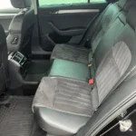 Інтер'єр всередині Skoda Superb Combi