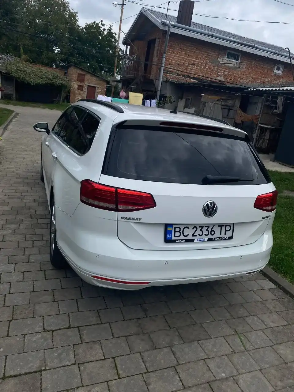 Volkswagen Passat B8 з подачею автомобіля за адресою