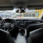 Панель приладів і шкіряні сидіння Toyota Camry для трансферу Бориспіль Київ
