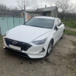 Седан для трансферу Кишинів Одеса передня частина