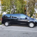 Таксі Львів Трускавець, мінівен Mercedes V-Class збоку