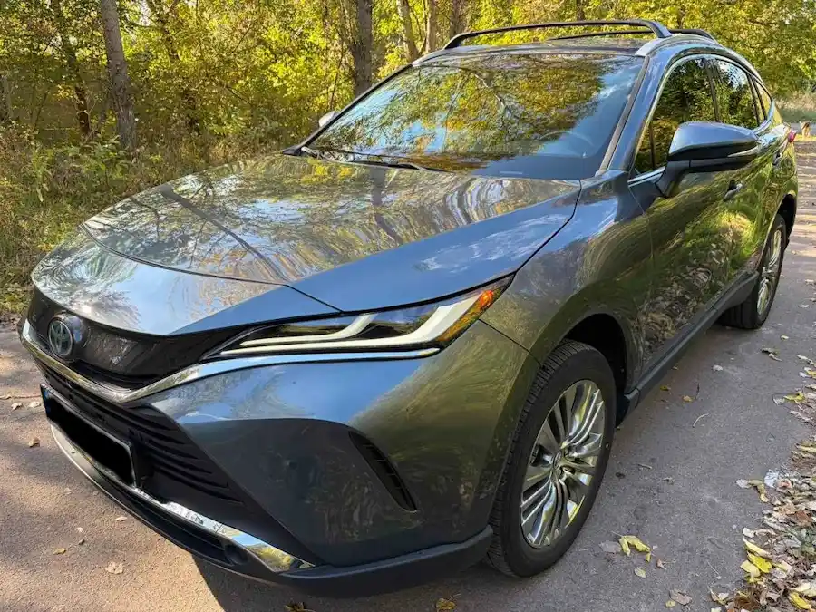 Кросовер Toyota Venza для поїздки з Києва до Варни