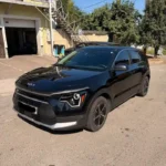 Вінниця Кишинів на чорному кросовері Kia Niro